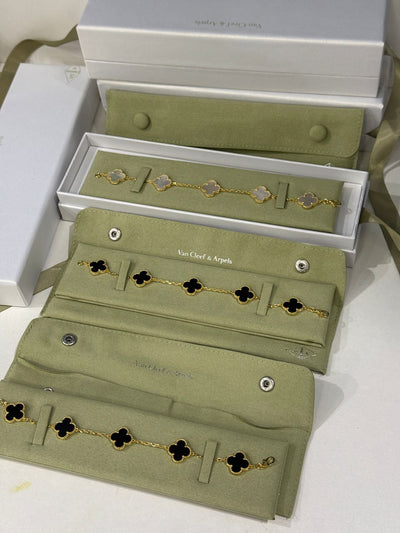 Authentic Vca 18k Gold Vintage Alhambra Bracelet Mother of Pearl 5 motifs ( real pictures)