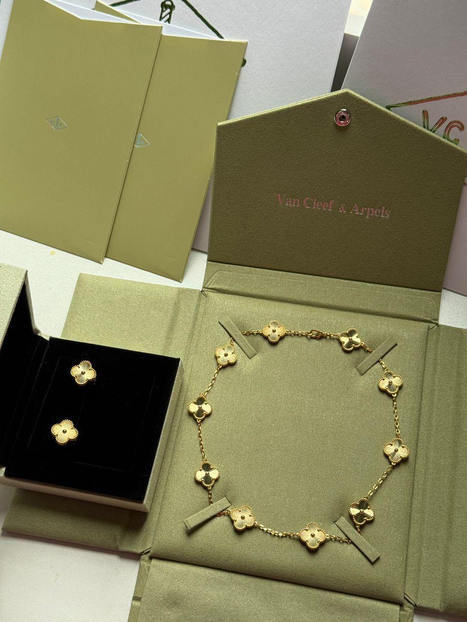 18k Gold VCa Necklace 10 Motifs alhambra including full set packaging( real pictures)